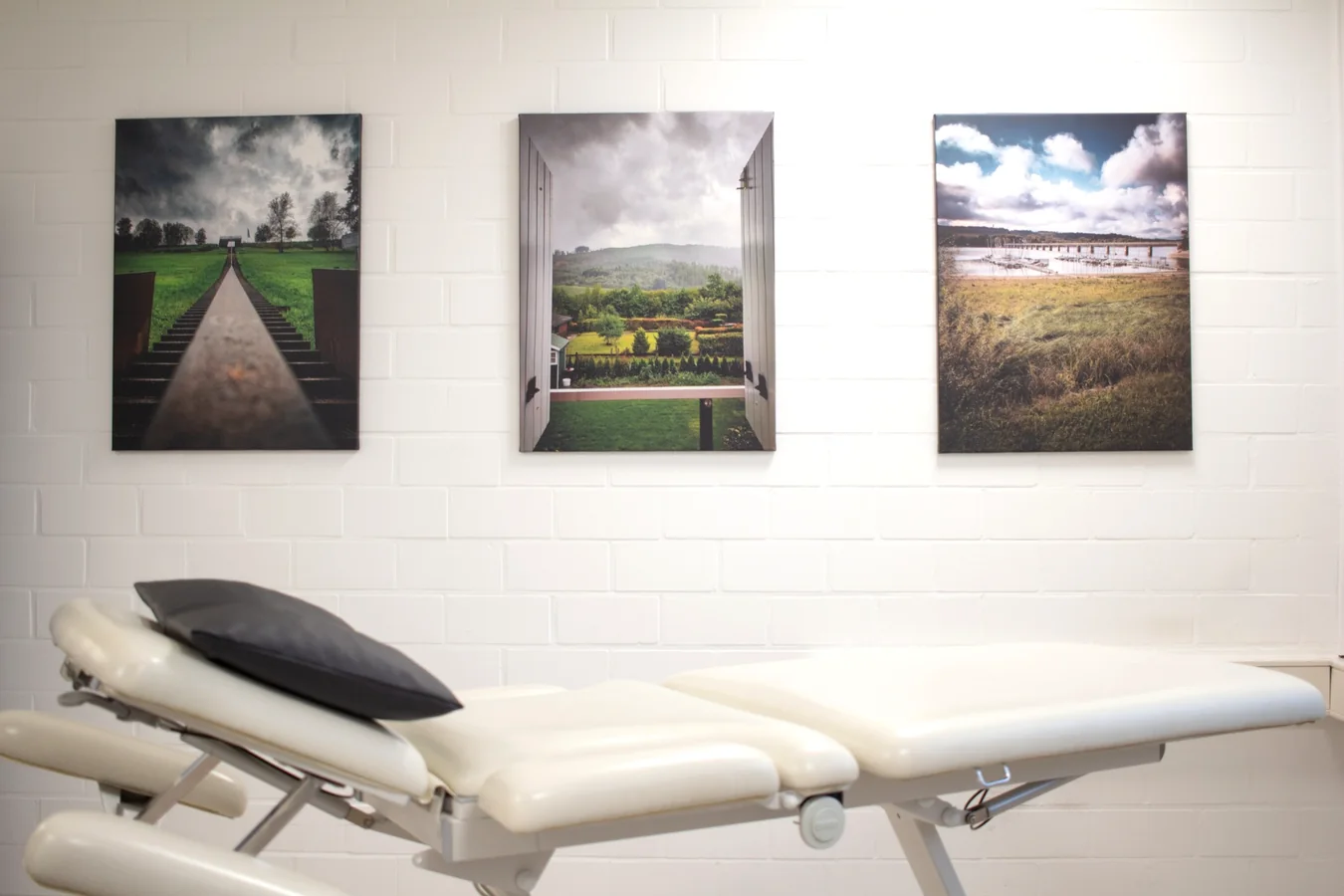 Heller Behandlungsraum im Physiozentrum Stork
